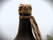 Load image into Gallery viewer, George Washington Straight Rye Whiskey Jug, with Wax Seal, 1797, Antique Colonial Distressed Style Reproduction, Glass Jug Centerpiece