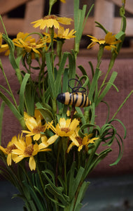 Set of 6 Primitive Decorative Bee Picks (9 Inches), Country Primitive Home Decor, Spring Decor, Summer Decor