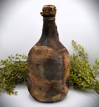 Load image into Gallery viewer, George Washington Straight Rye Whiskey Jug, with Wax Seal, 1797, Antique Colonial Distressed Style Reproduction, Glass Jug Centerpiece